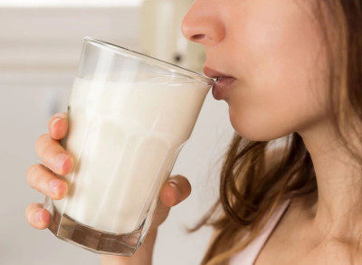 Minum Susu Setelah Antibiotik, Bolehkah?